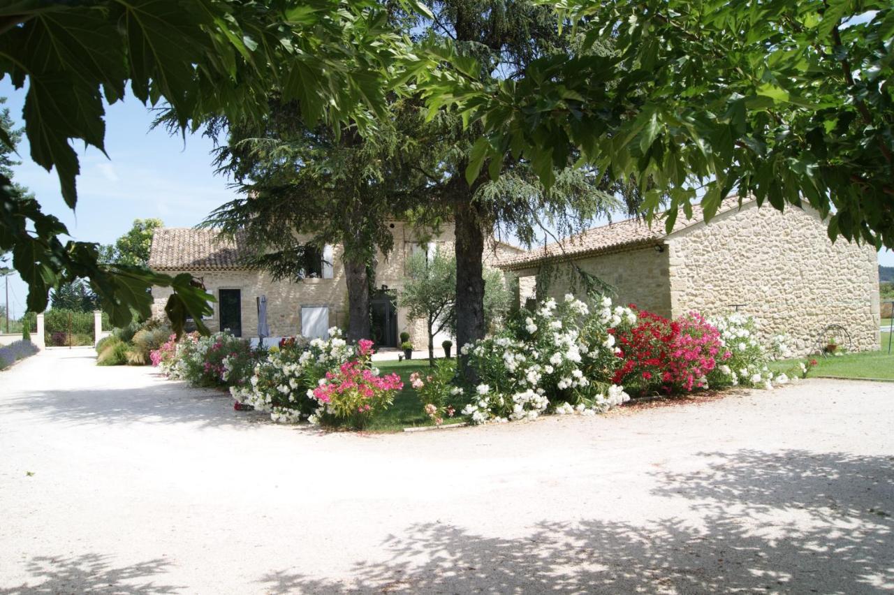B&B Dans Mas En Pierres Robion en Luberon Exterior photo